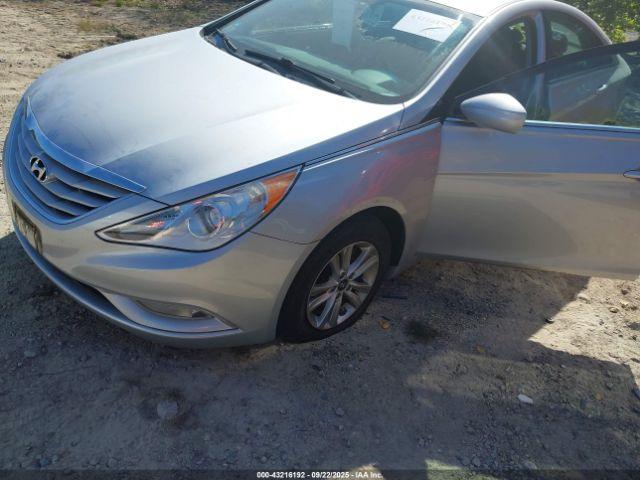 Hyundai SONATA Gls Image 8