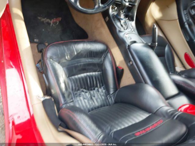 Chevrolet Corvette Image 2