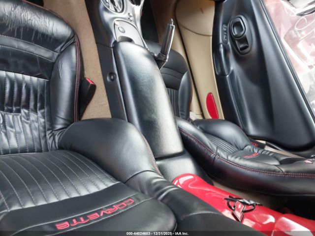 Chevrolet Corvette Image 9