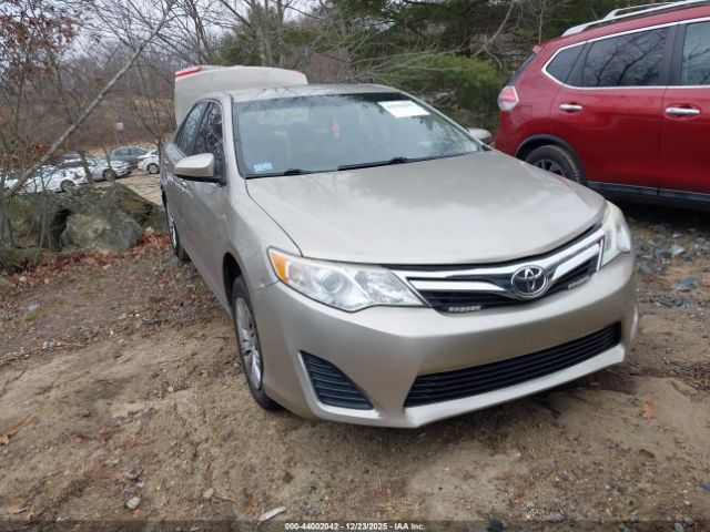 Toyota Camry Le Image 1