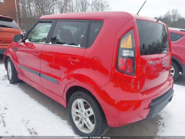 Kia Soul + Image 8