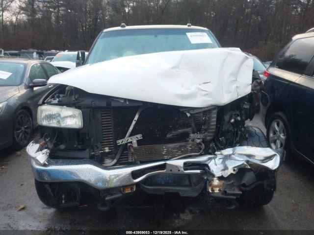 GMC Sierra 2500 Sle1 Image 11