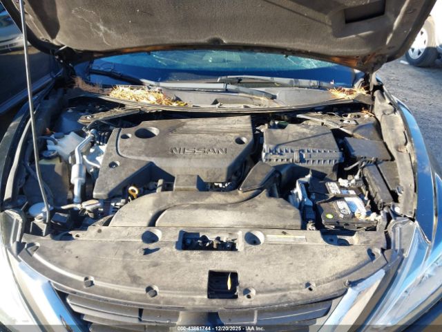 Nissan Altima 2.5 Sv Image 6