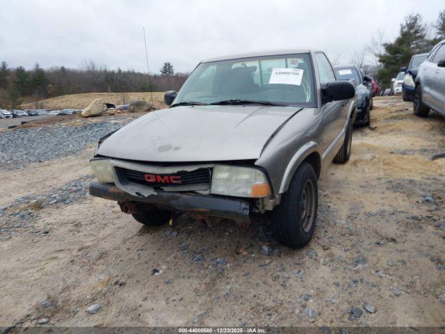 GMC Sonoma Sl Image 2