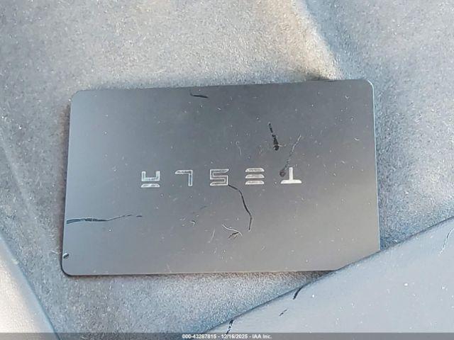 Tesla Model 3 Long Range Dual Motor All-wheel Drive Image 2