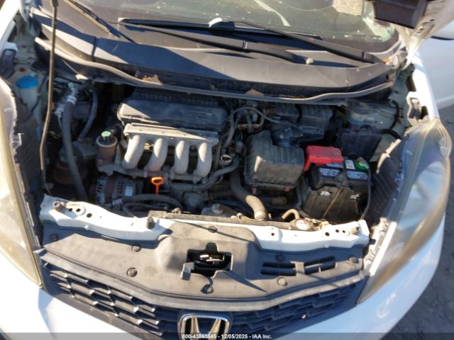 Honda Fit Sport Image 5