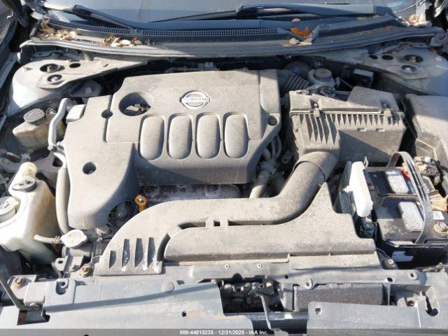 Nissan Altima 2.5 S Image 10