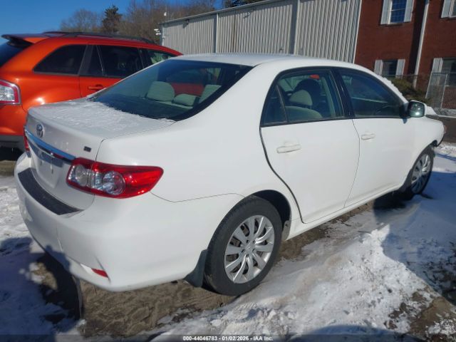 Toyota Corolla Le Image 11