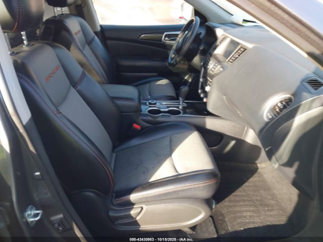 Nissan Pathfinder Sv 4wd Image 12