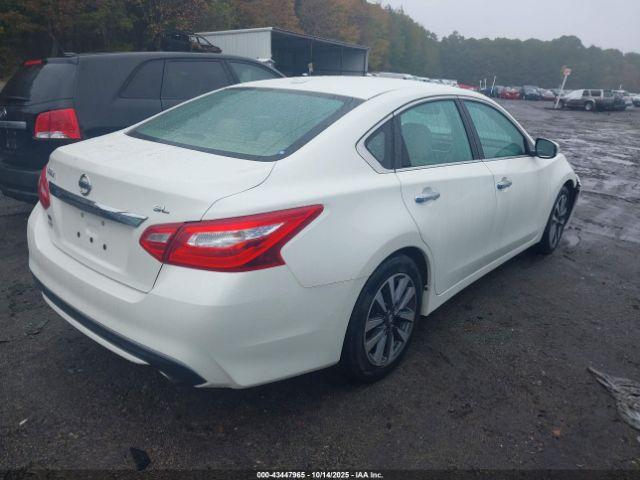 Nissan Altima 2.5 Sl Image 9