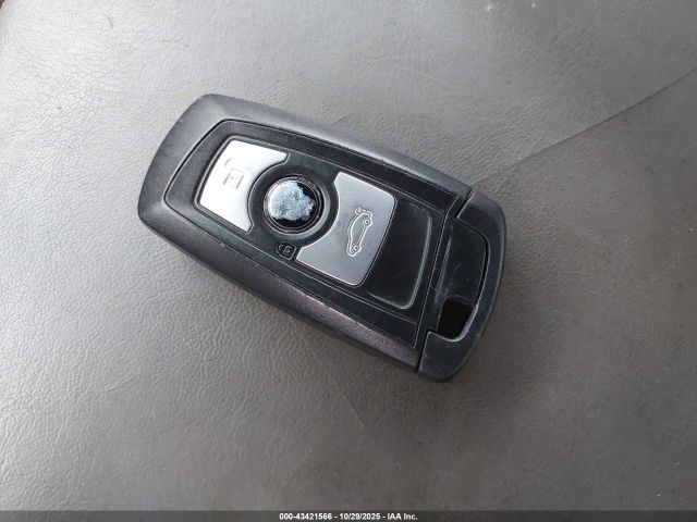 BMW 3 Series Xdrive Image 9