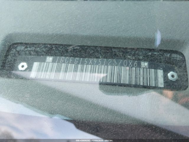 Chevrolet Express Image 12