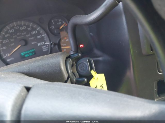 Chevrolet Express Image 10