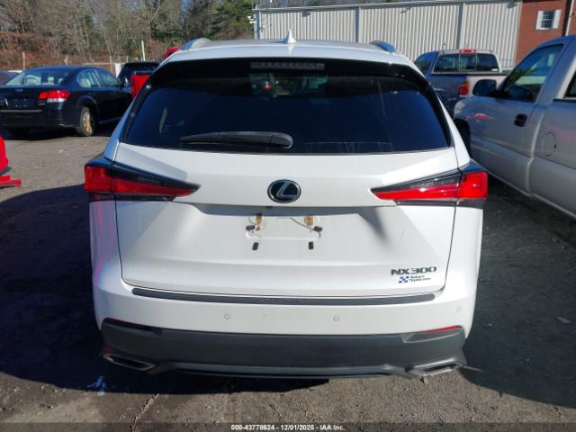 Lexus NX Image 2