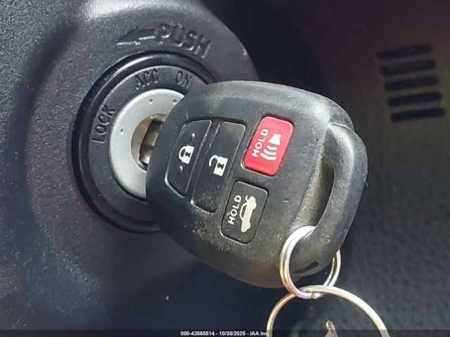 Toyota Corolla Le Eco Plus Image 15