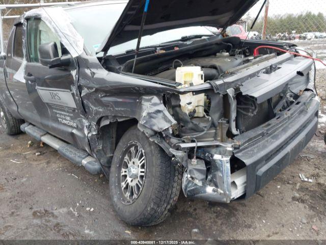 Toyota Tundra Sr5 5.7l V8 Image 15