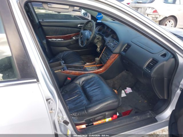 Acura TL 3.2 Image 9