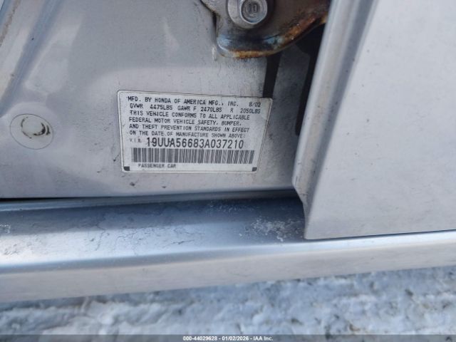 Acura TL 3.2 Image 3