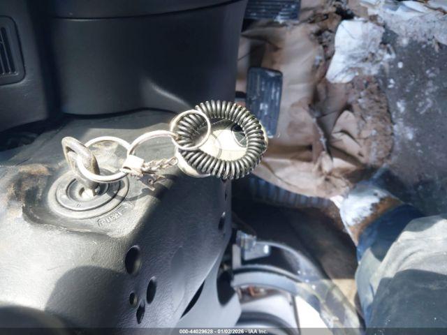 Acura TL 3.2 Image 10