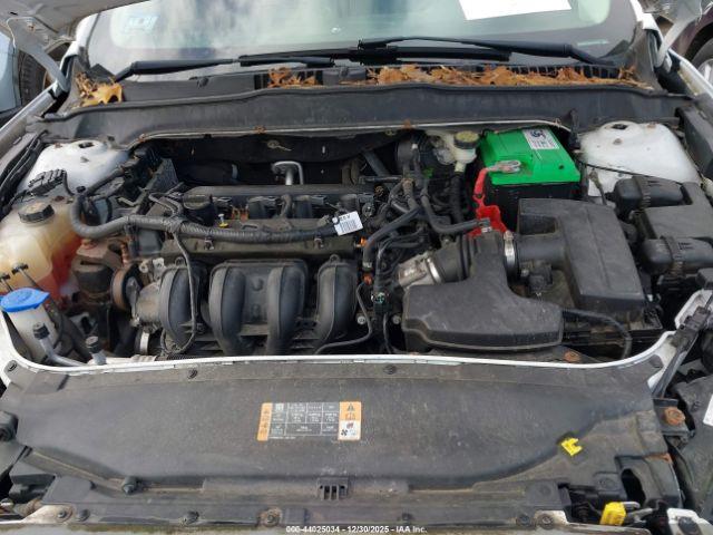 Ford Fusion S Image 3