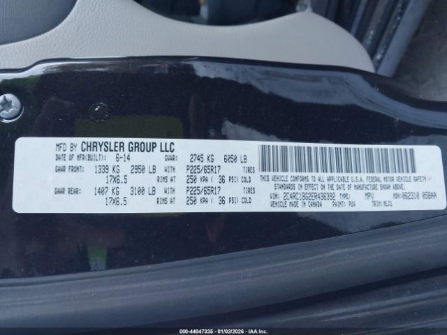 Chrysler Town & Country Touring Image 11