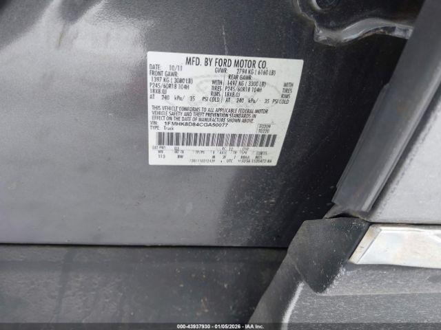 Ford Explorer Xlt Image 11