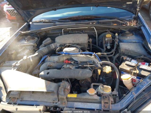 Subaru Outback 2.5i Image 10