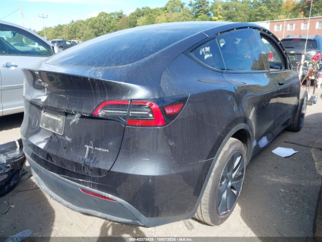 Tesla Model Y Long Range Dual Motor All-wheel Drive Image 7