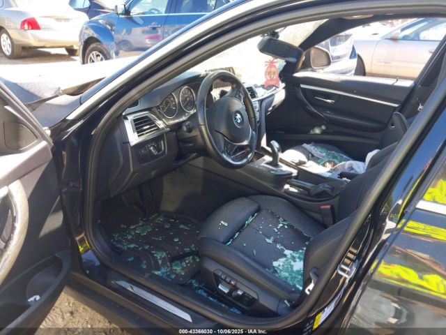 BMW 3 Series Xdrive Image 4