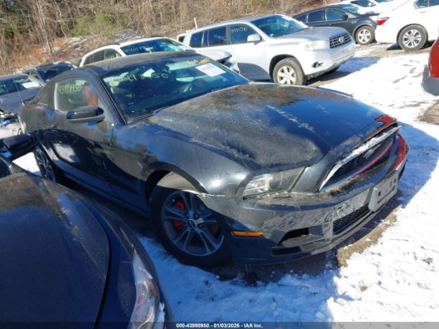 Ford Mustang V6 Premium Image 1