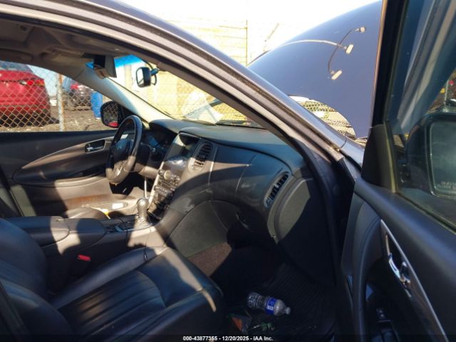 INFINITI Ex Journey Image 3