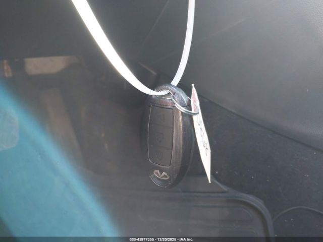 INFINITI Ex Journey Image 11