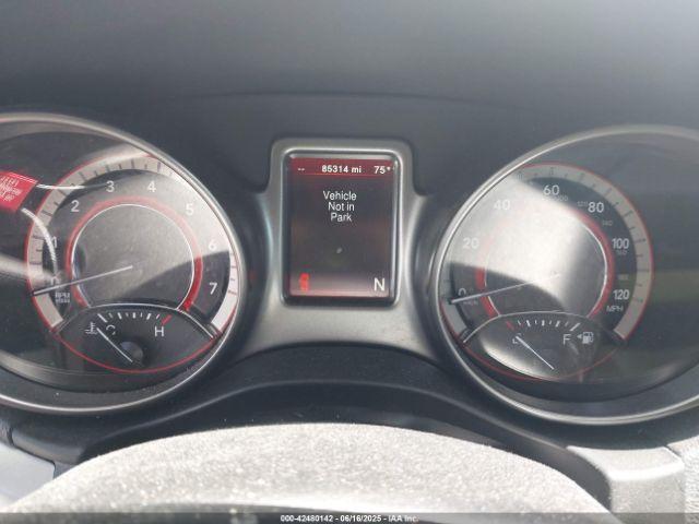 Dodge Journey Crossroad Awd Image 2