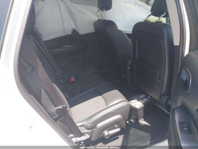 Dodge Journey Crossroad Awd Image 13