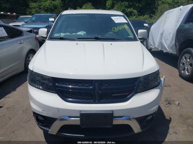 Dodge Journey Crossroad Awd Image 7