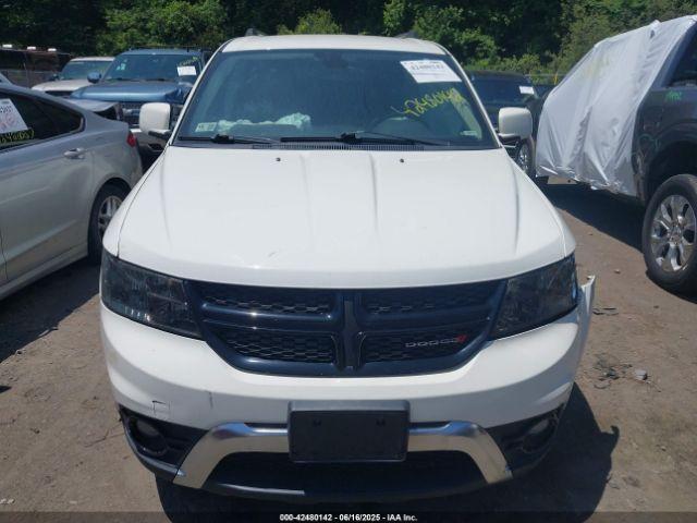 Dodge Journey Crossroad Awd Image 7