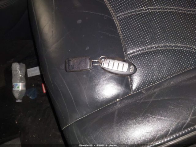 INFINITI JX35 Image 10