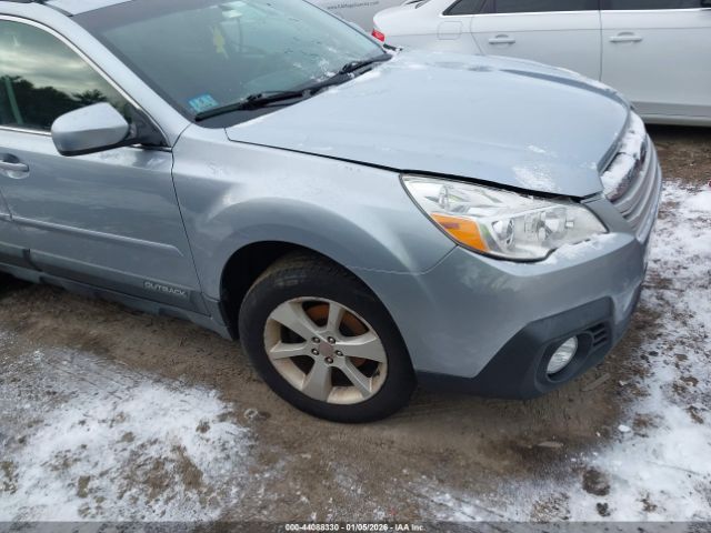 Subaru Outback 2.5i Premium Image 1