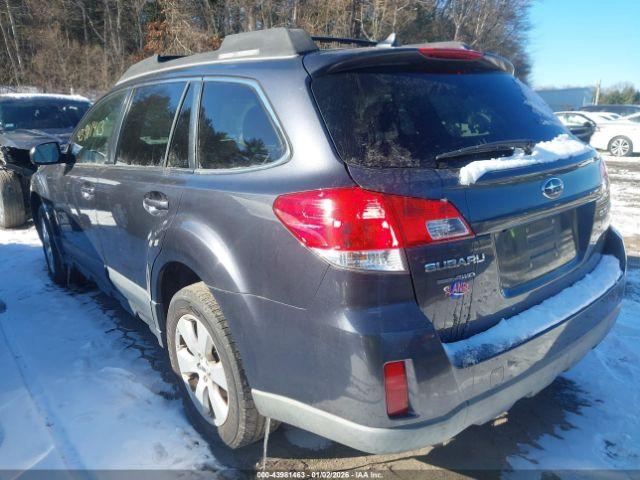 Subaru Outback 2.5i Limited Image 8