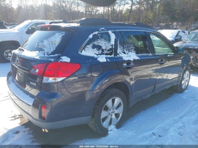Subaru Outback 2.5i Limited Image 10