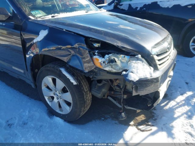 Subaru Outback 2.5i Limited Image 5