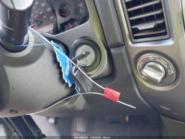 Nissan Armada Le Image 9