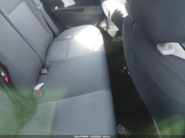 Toyota Corolla Le Image 14