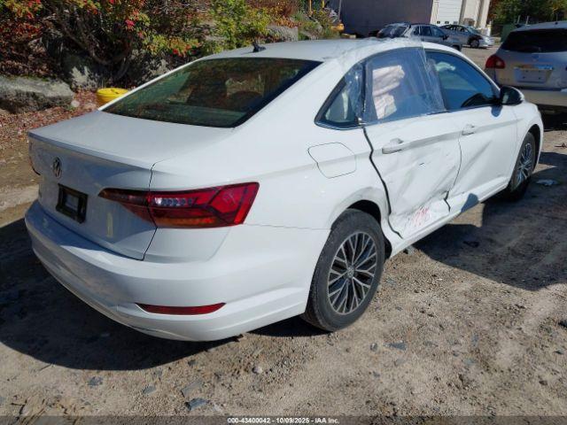 Volkswagen Jetta Image 15