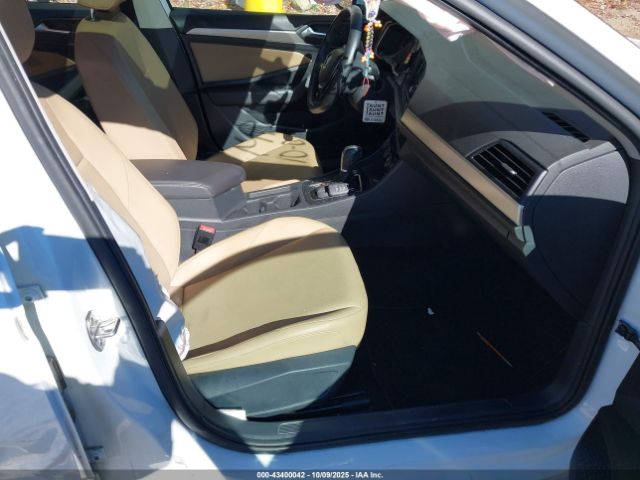 Volkswagen Jetta Image 3