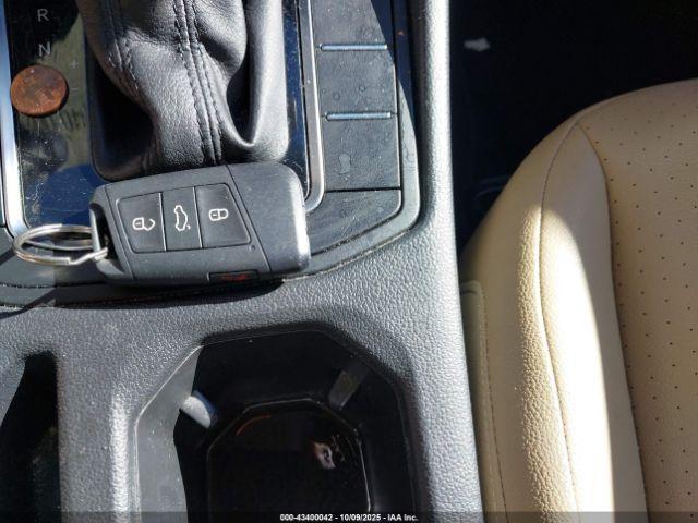 Volkswagen Jetta Image 7