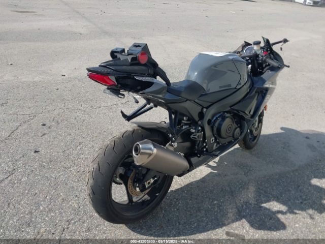 Suzuki Gsx-r600 Image 5