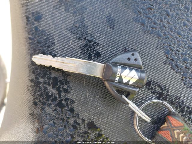 Suzuki Gsx-r600 Image 11