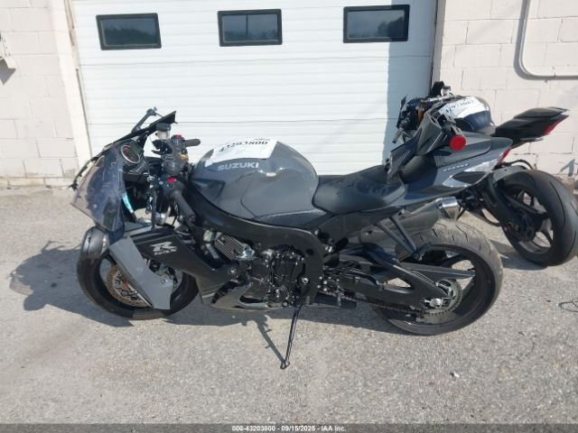 Suzuki Gsx-r600 Image 13