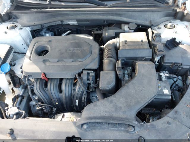 Kia Optima S Image 12